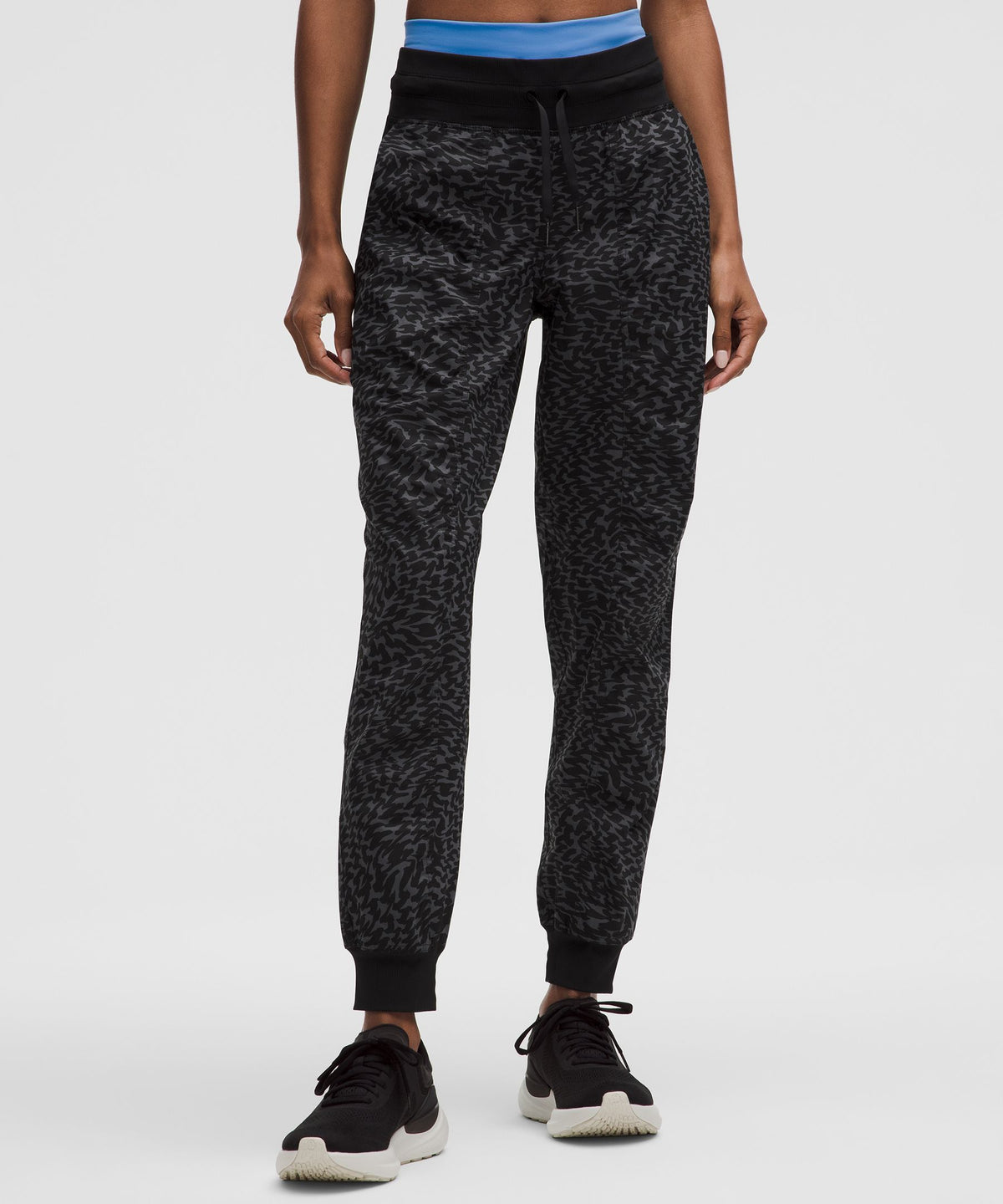 Leopard Warp Black Multi