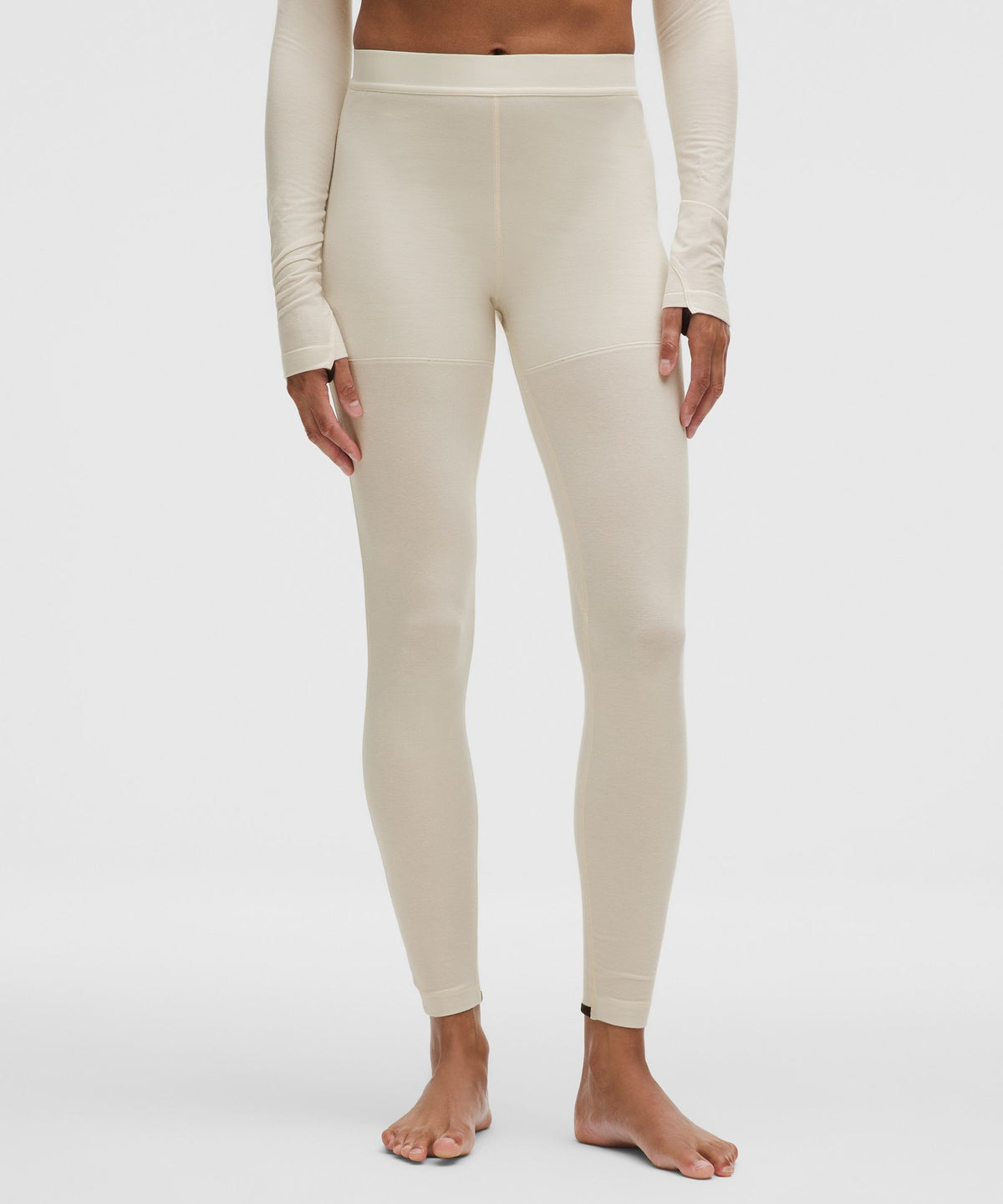 Light Ivory/Black