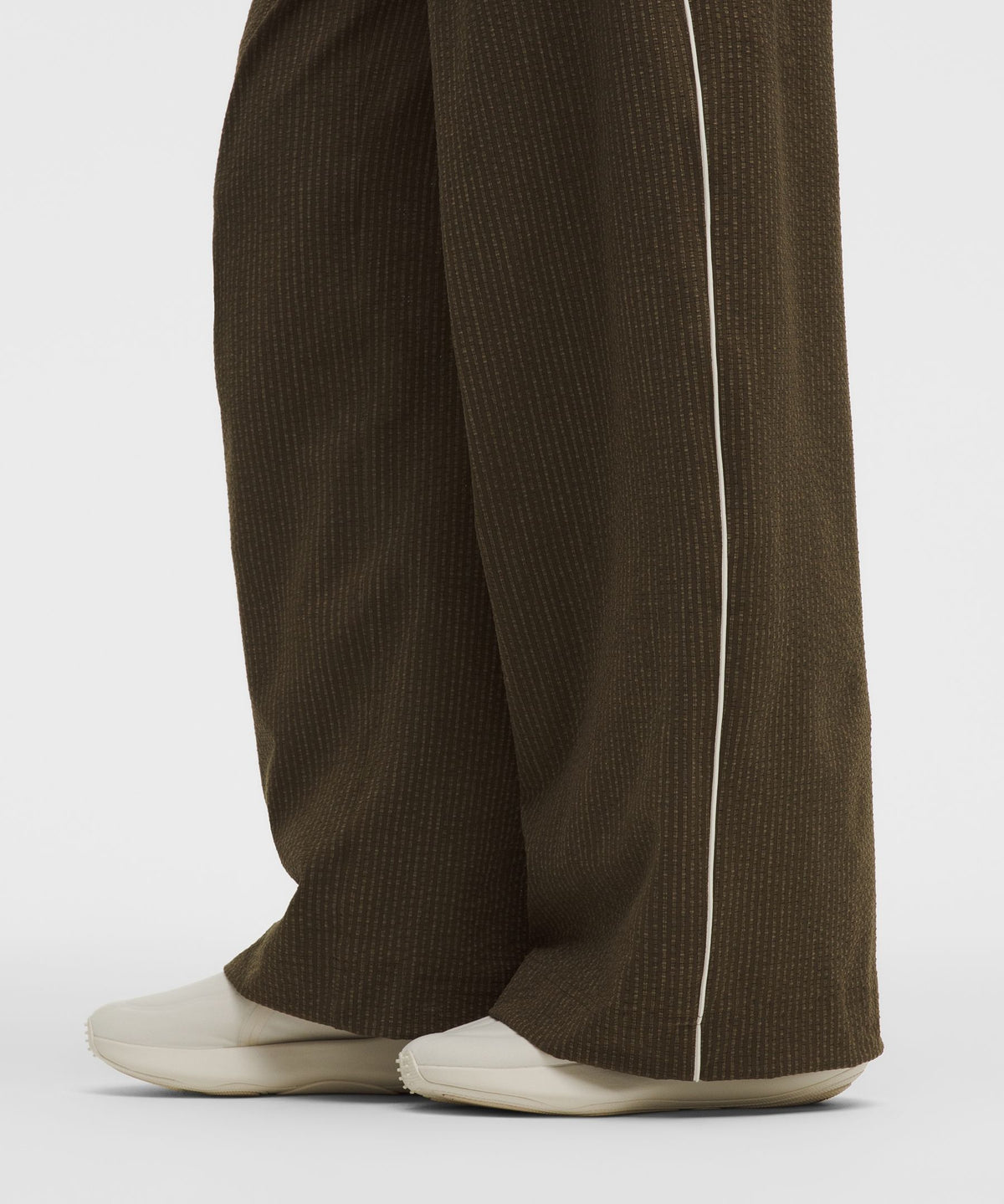 Olive Brown/Olive Brown