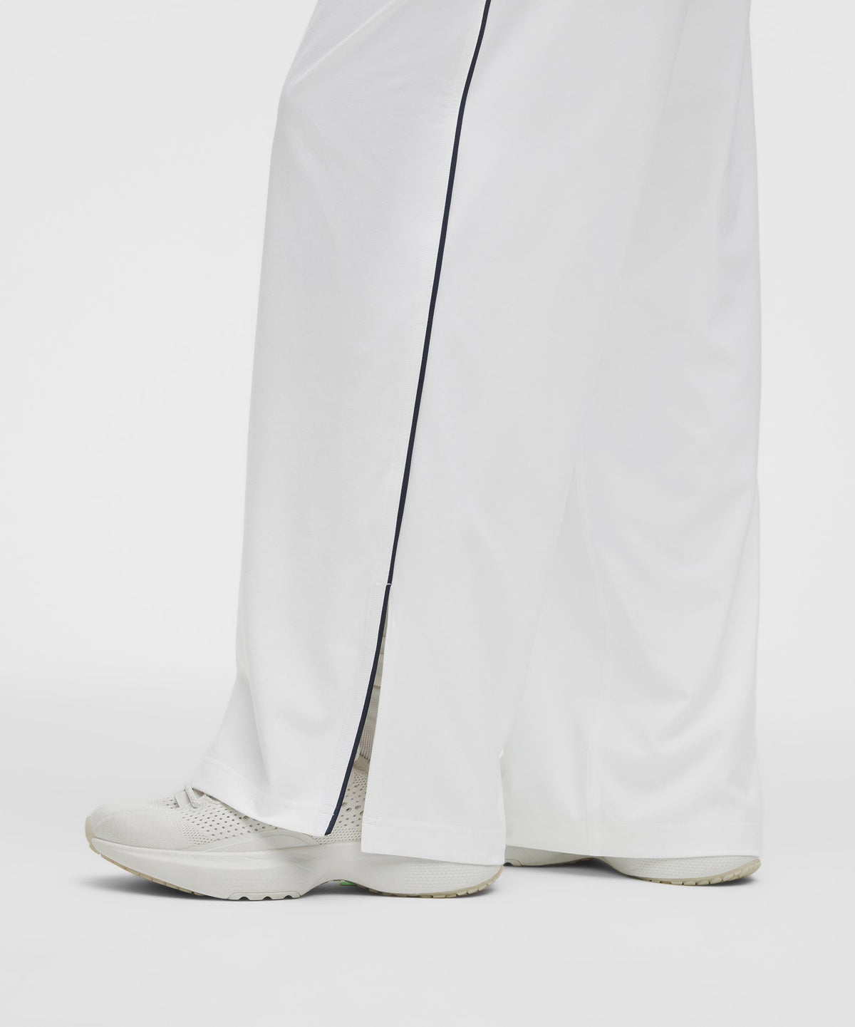 White/Club Blue