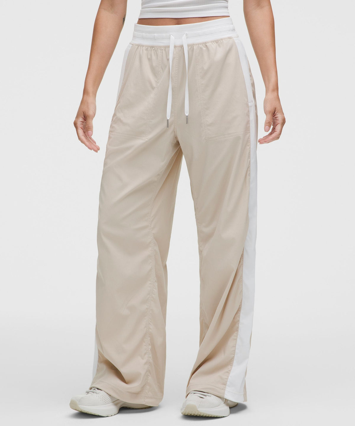 Sand Dollar/White