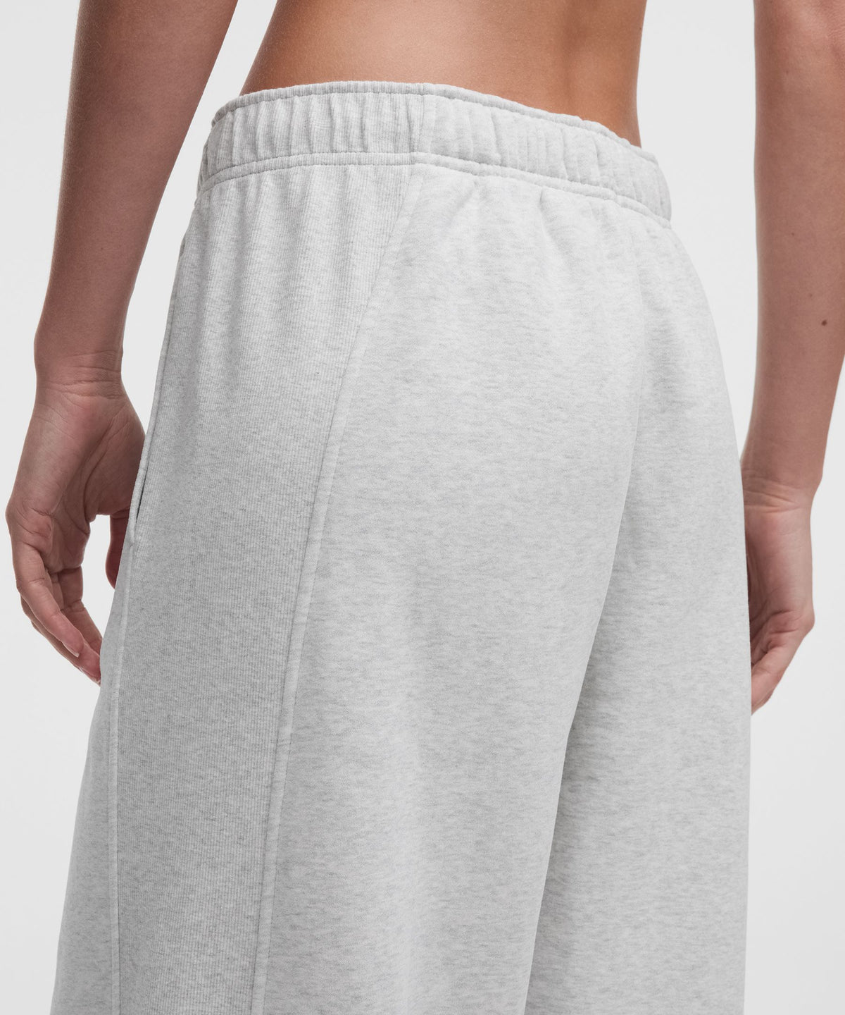 Heathered Core Ultra Light Grey
