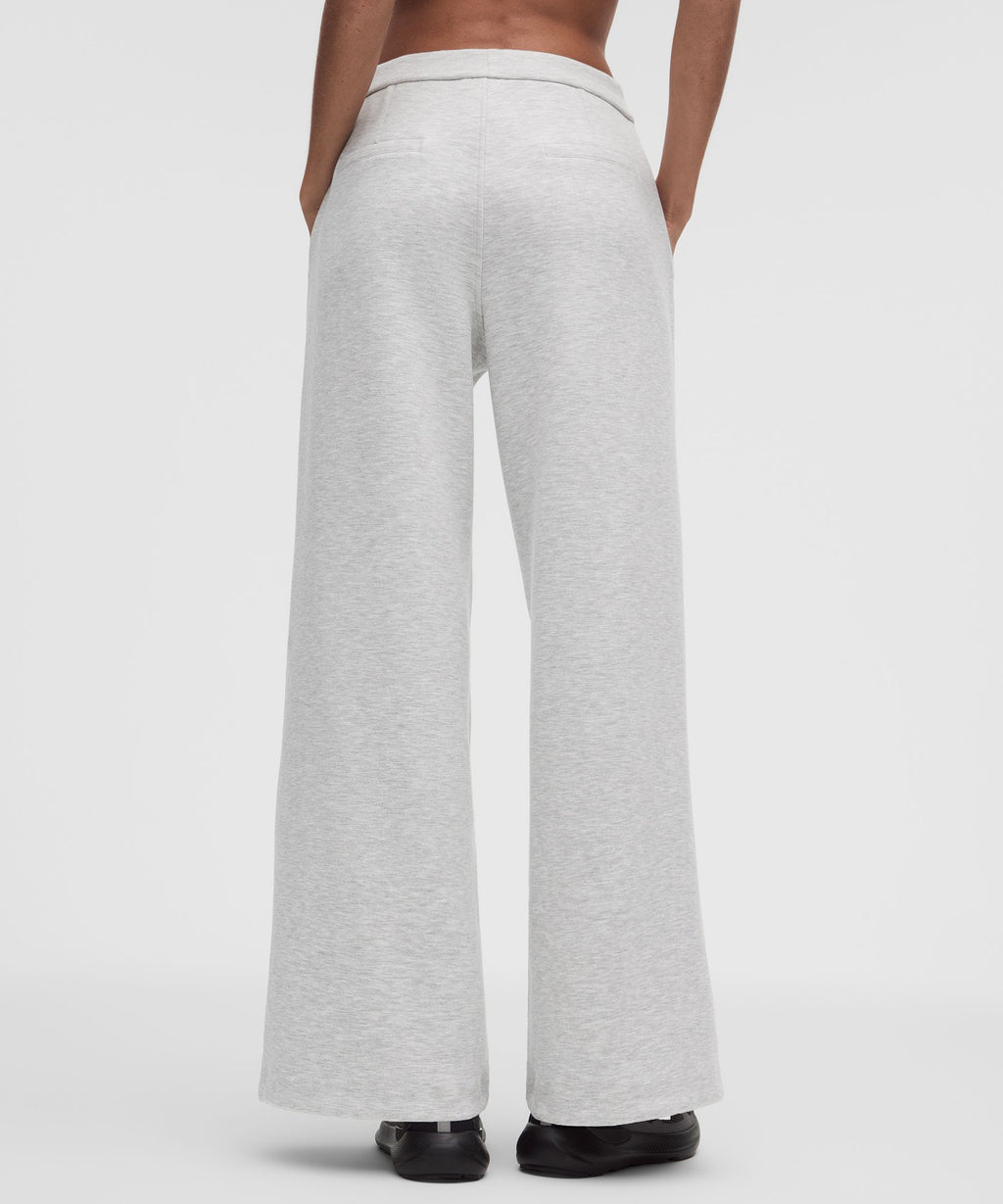 Heathered Core Ultra Light Grey
