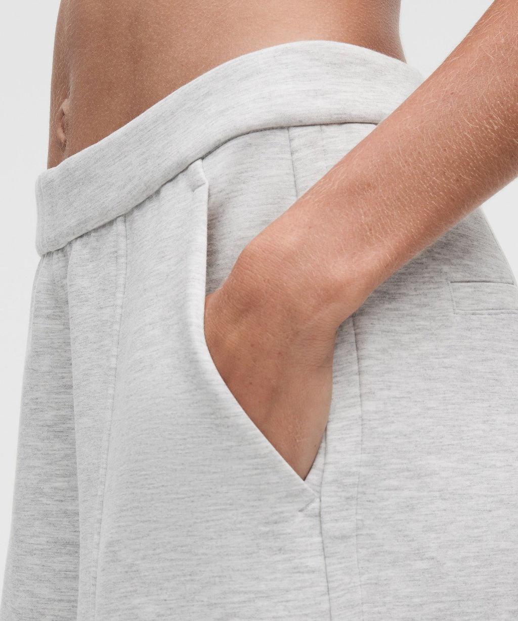 Heathered Core Ultra Light Grey