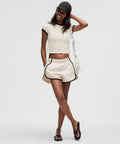 Light Ivory/Black