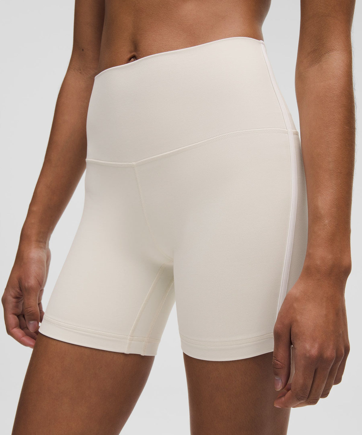 Light Ivory/White