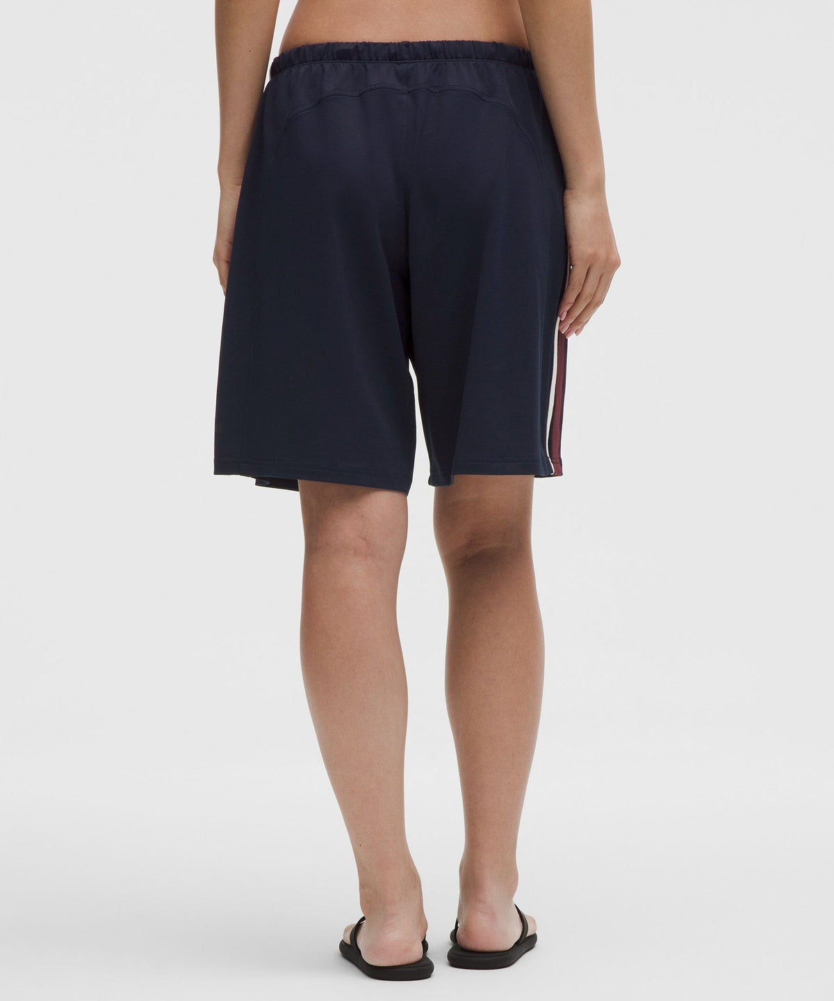 True Navy/Light Ivory/Burgundy Bay