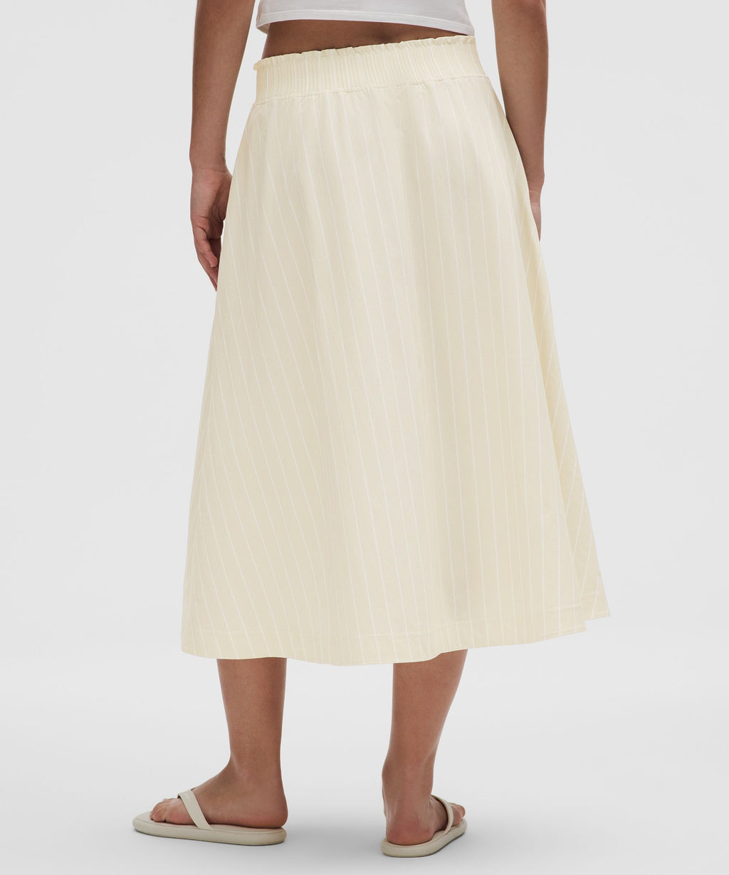 Upright Stripe Max White Light Ivory