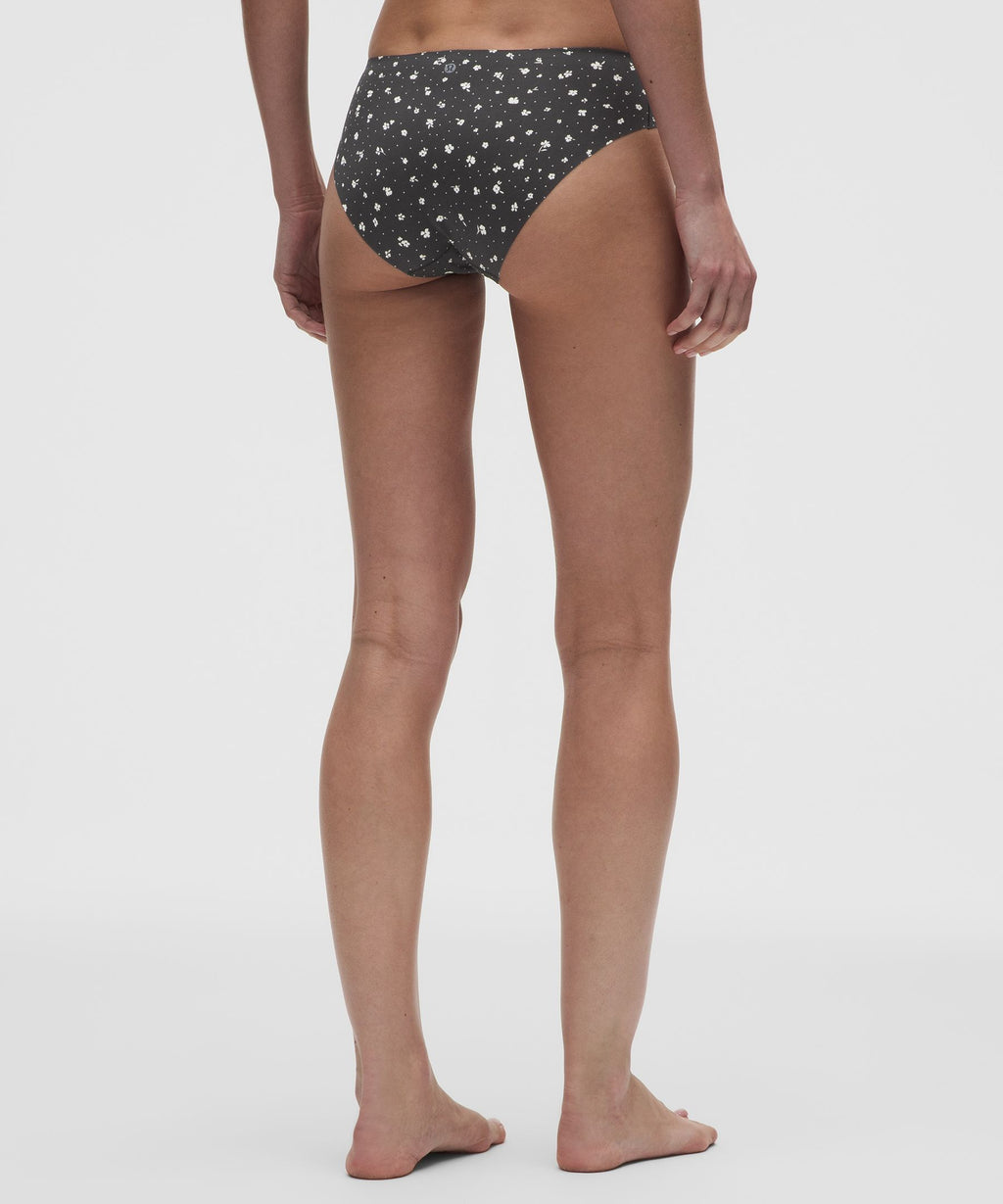 Black/Light Ivory/Petite Floral Coconut Ivory Black