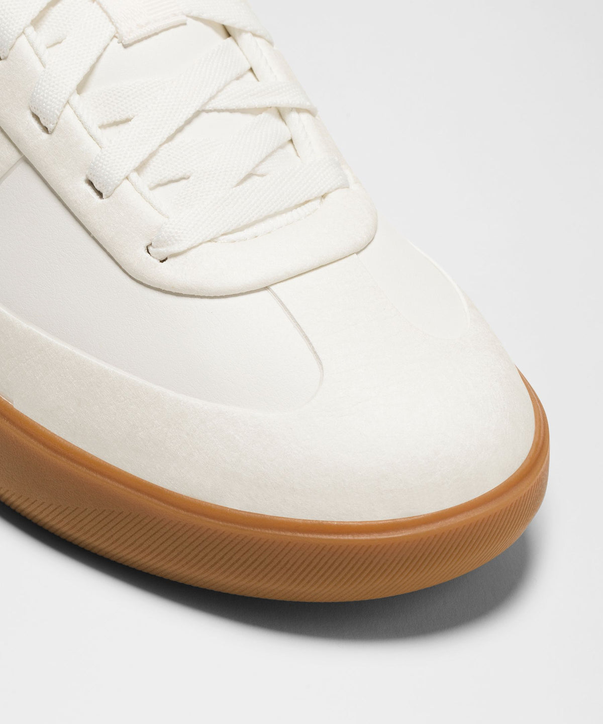 White/Filbert Tan/Club Blue