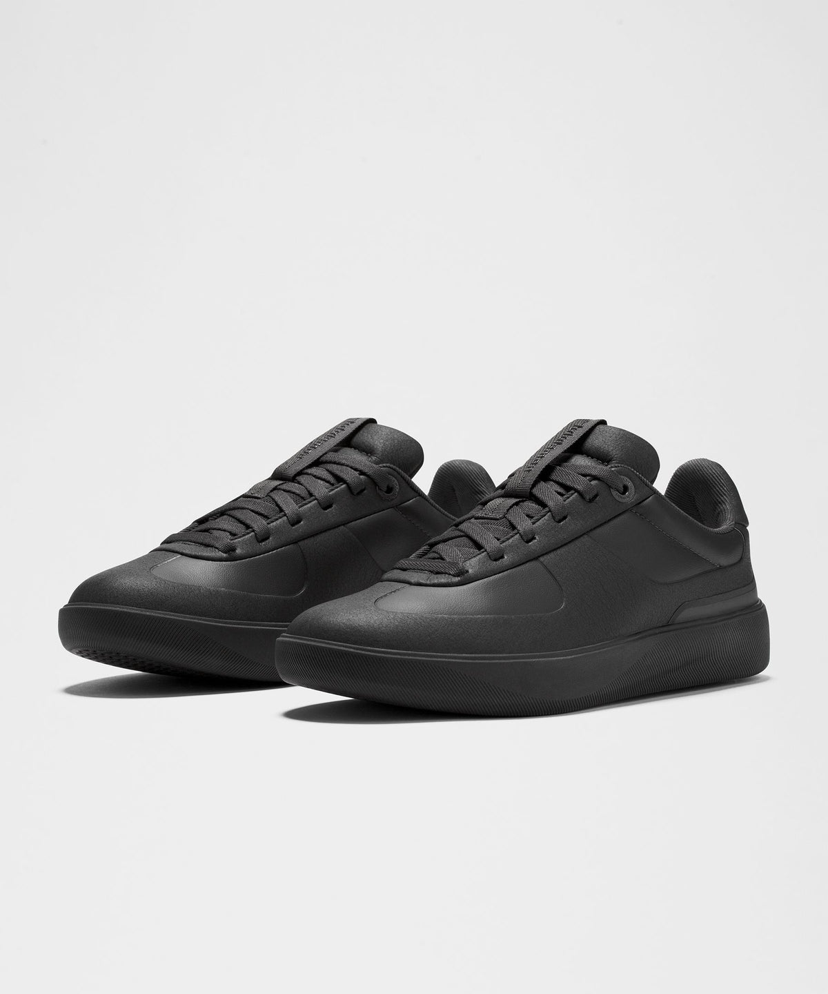Black/Black/Black