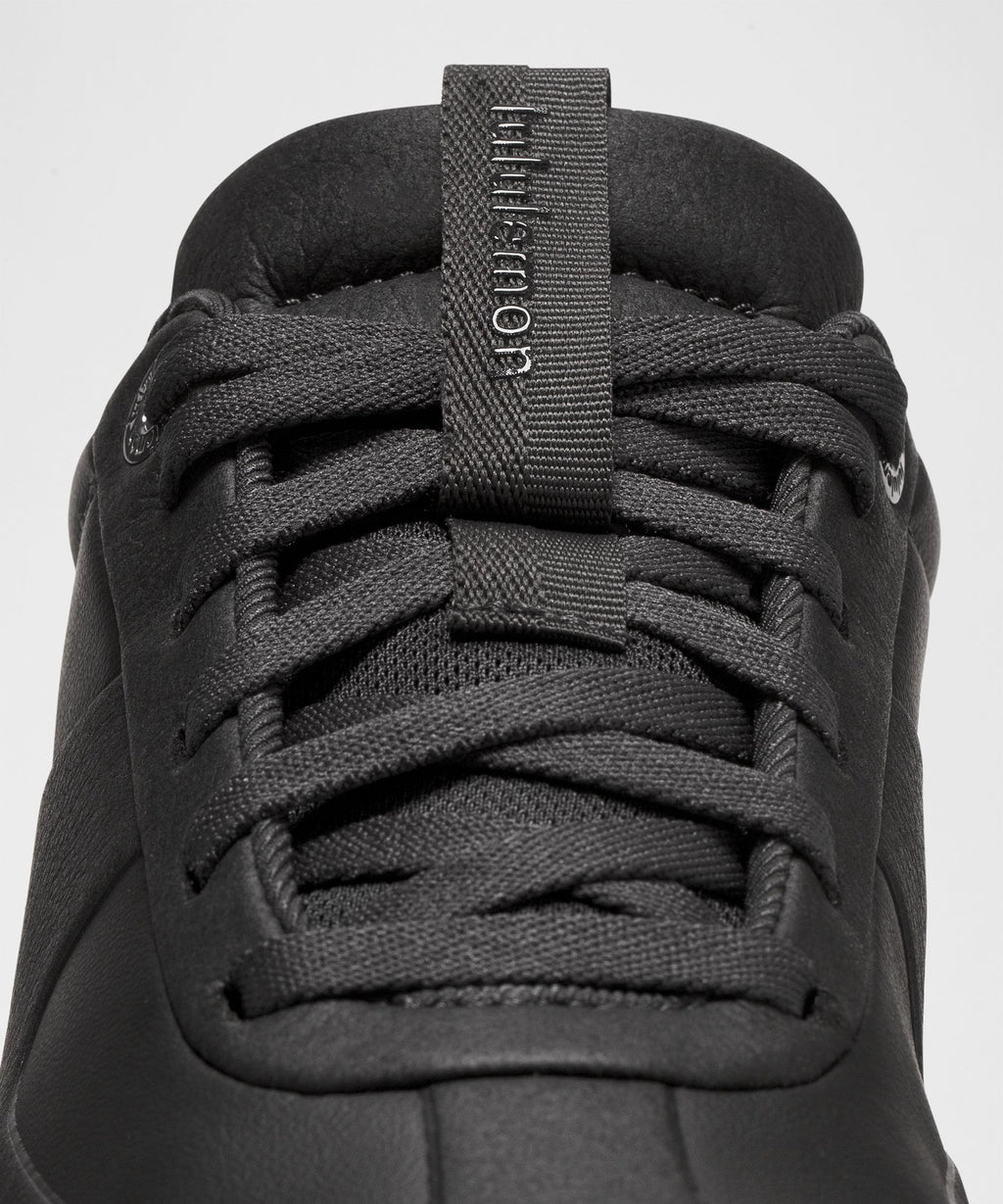 Black/Black/Black