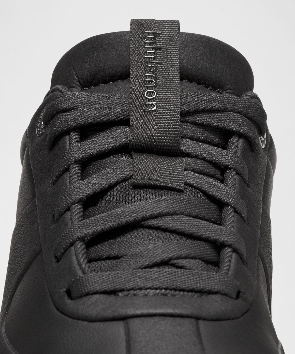 Black/Black/Black