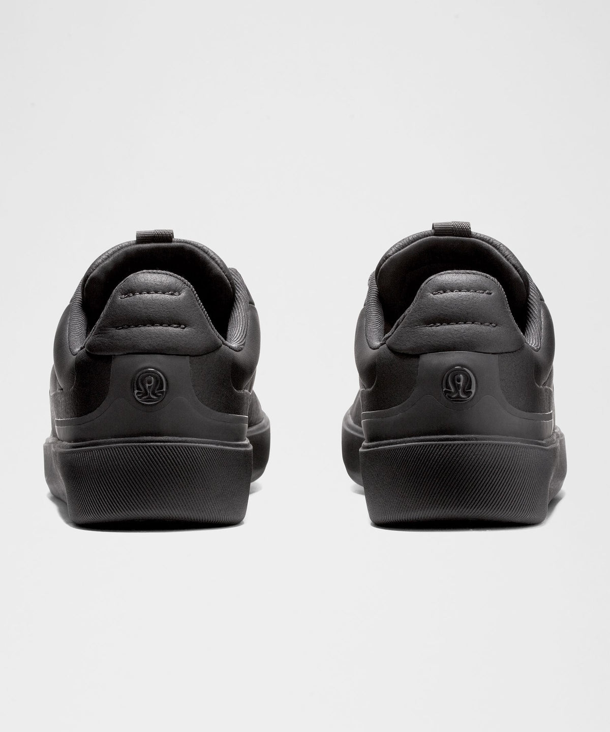 Black/Black/Black