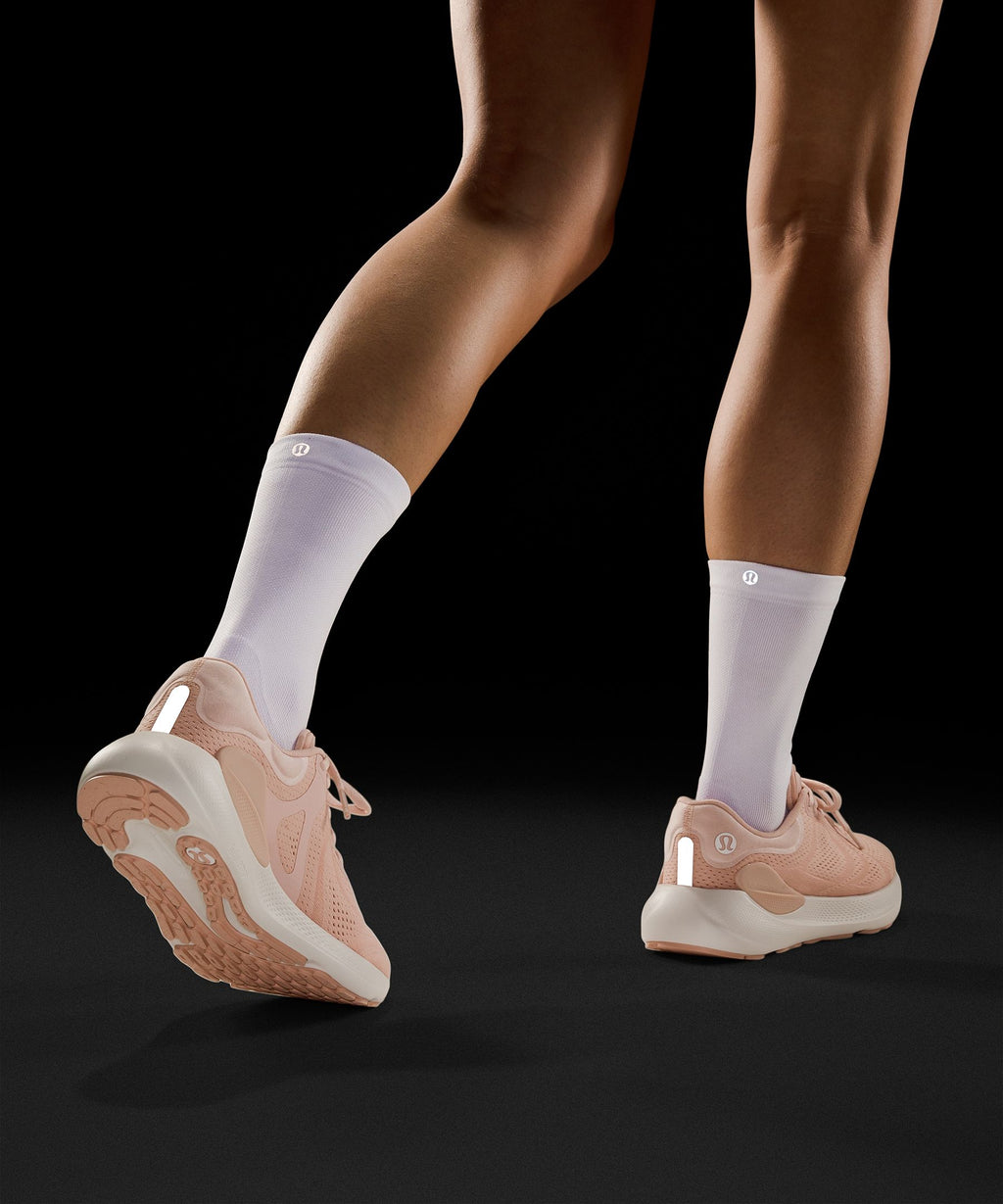 Precocious Pink/Light Vapor/White