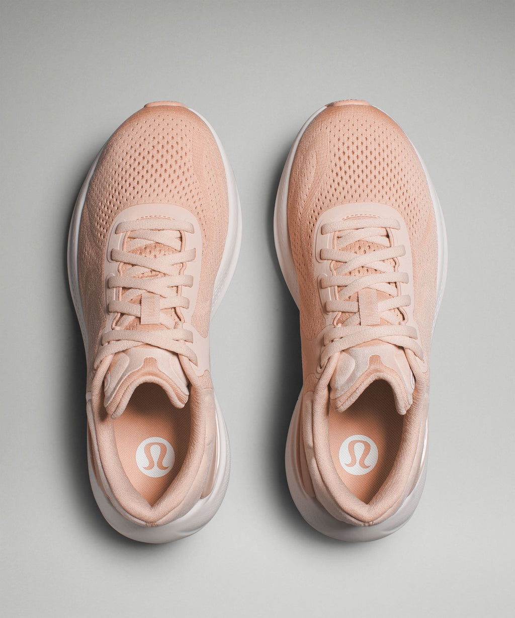 Precocious Pink/Light Vapor/White