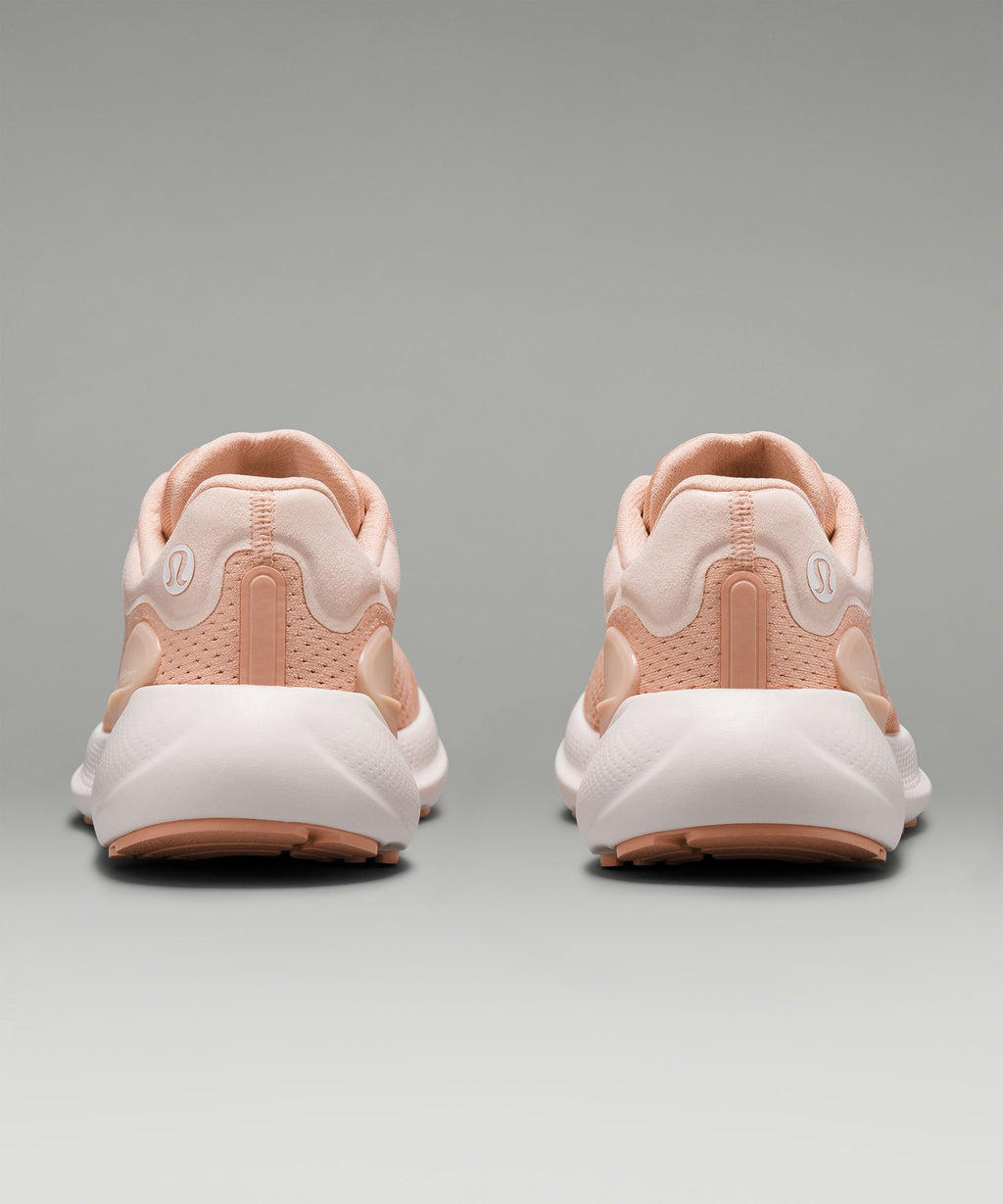 Precocious Pink/Light Vapor/White
