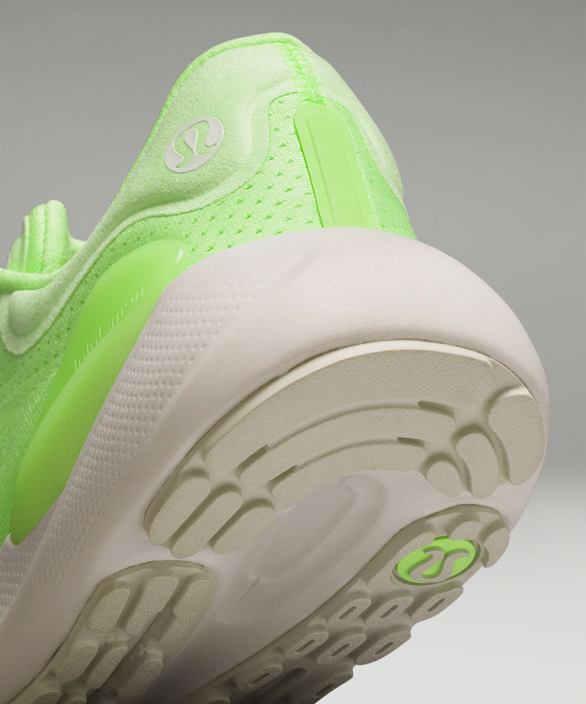 Green Freeze/Light Vapor/White