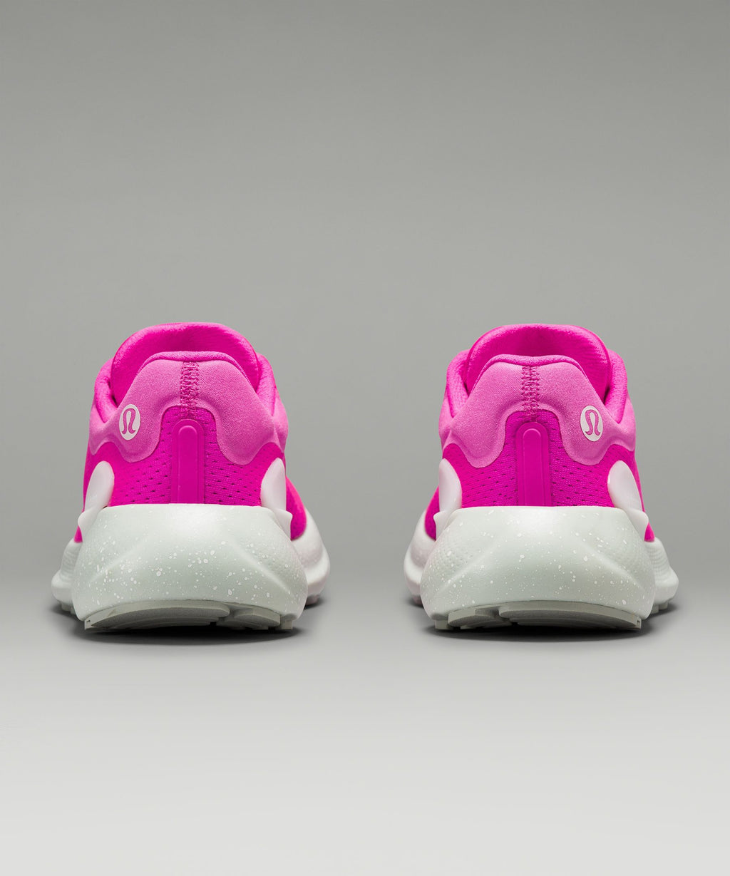 Pow Pink/Clear Water/White