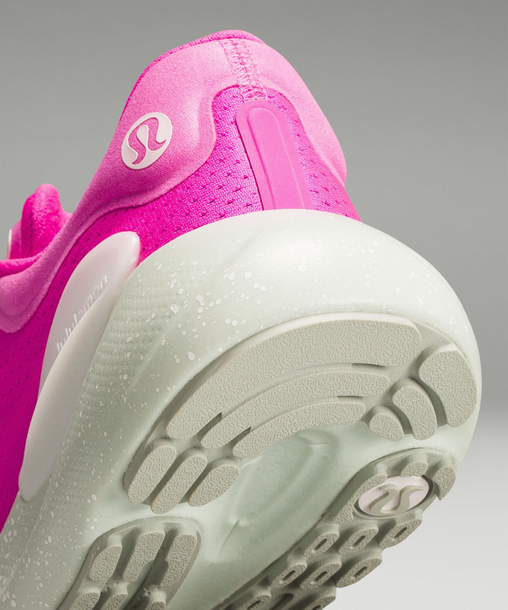 Pow Pink/Clear Water/White