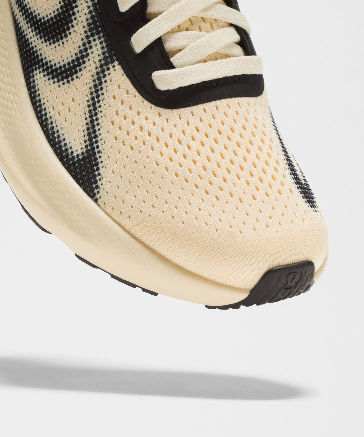 Butter Cream/Black/White