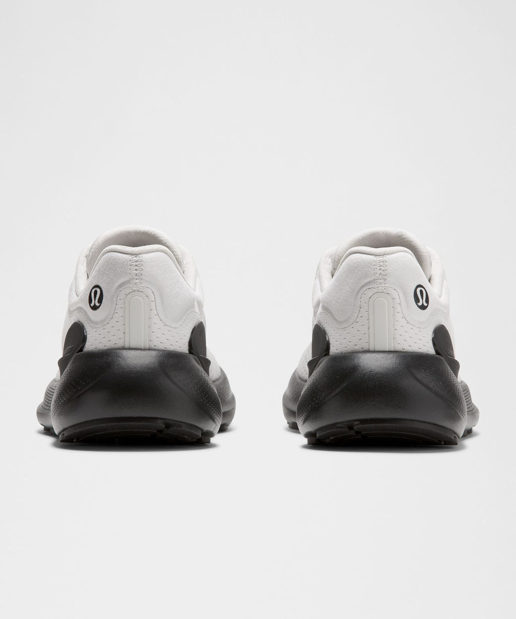 Light Vapor/Black/Black