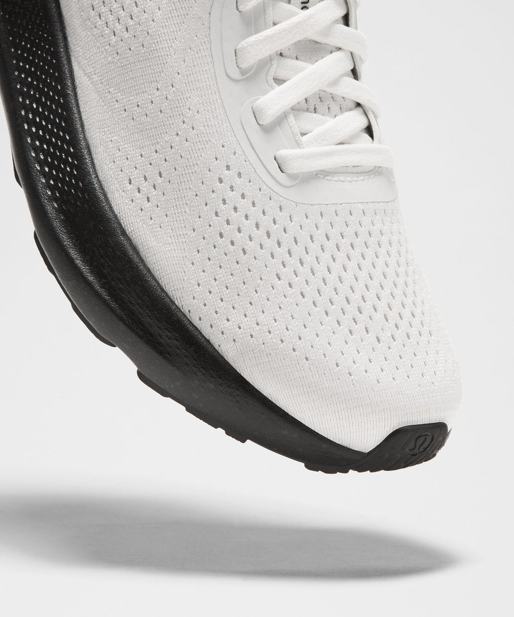 Light Vapor/Black/Black
