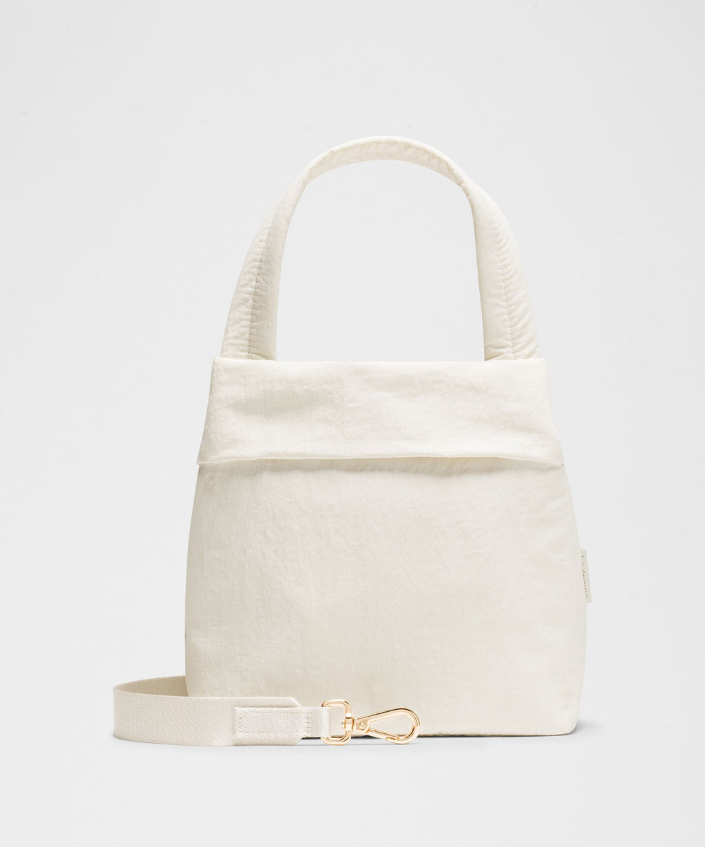 Light Ivory/Gold