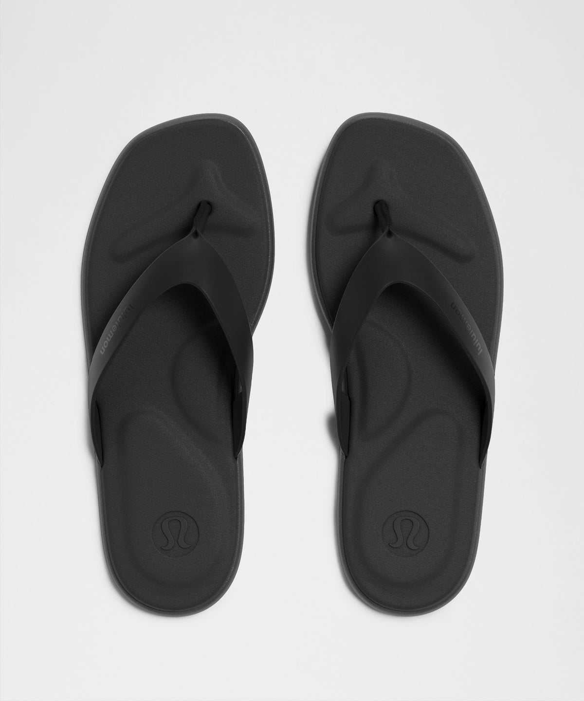 Black/Black/Black