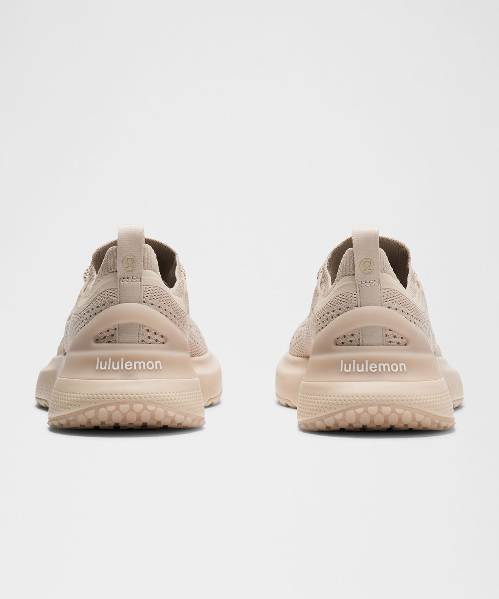 Subtle Tan/Subtle Tan/White