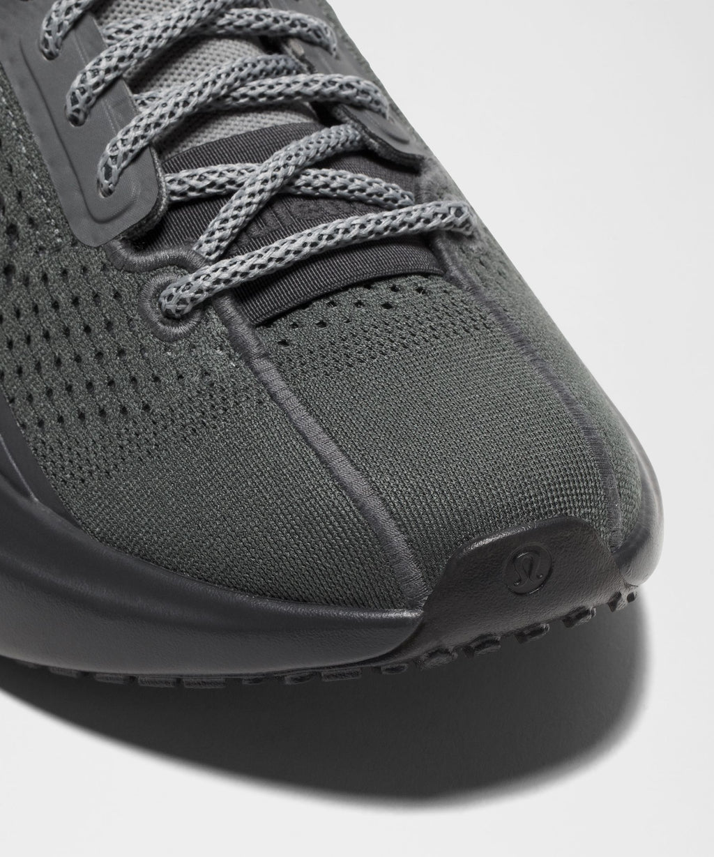 Onyx Grey/Graphite Grey/Feather Grey