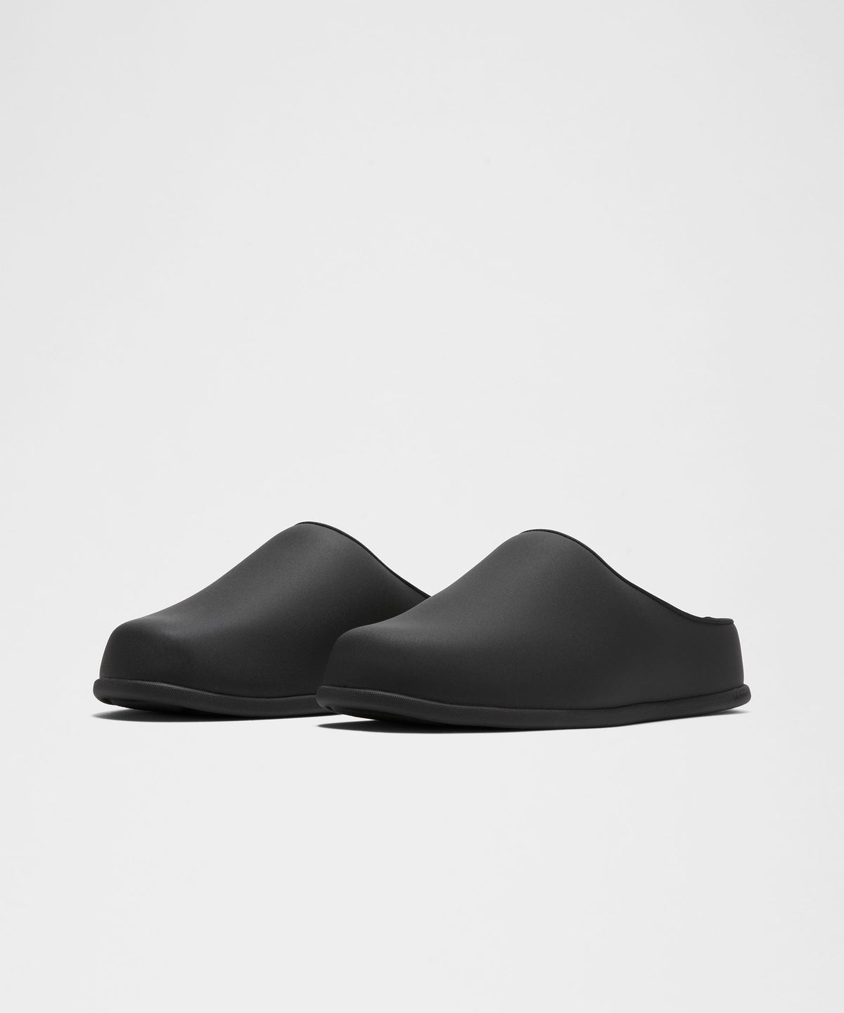 Black/Black/Black