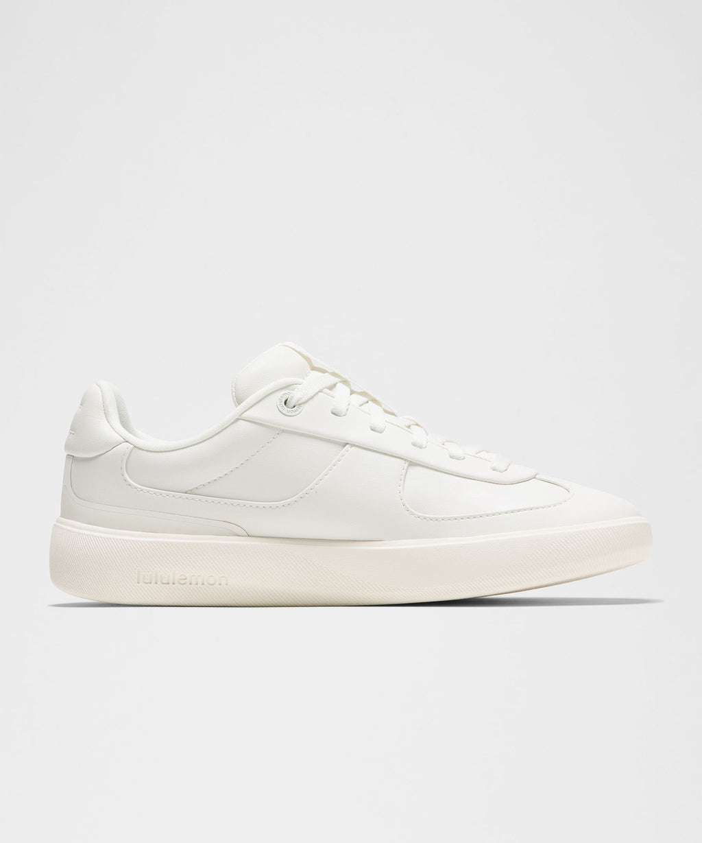 White/White/White