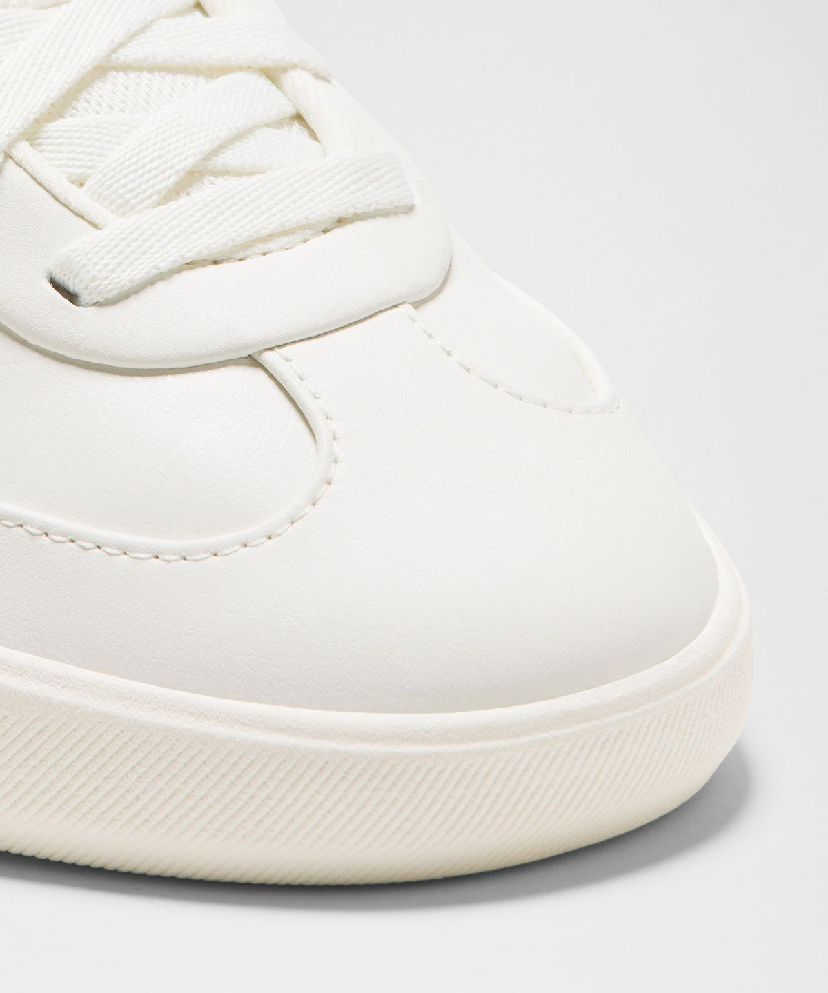 White/White/White