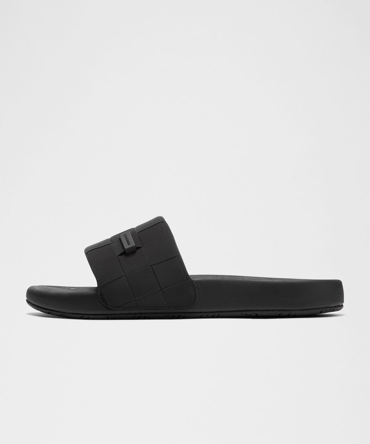 Black/Black/Black