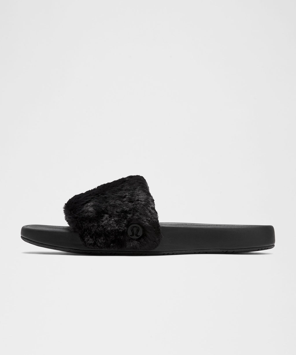 Black/Black/Black