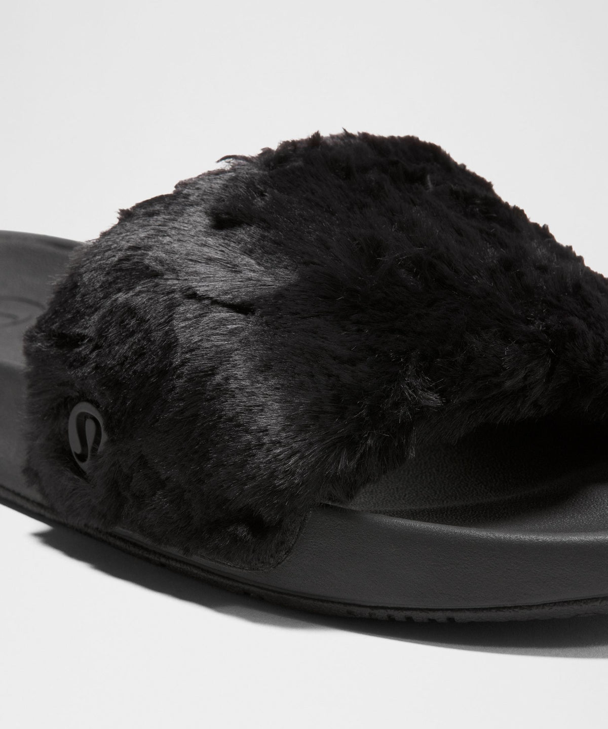 Black/Black/Black