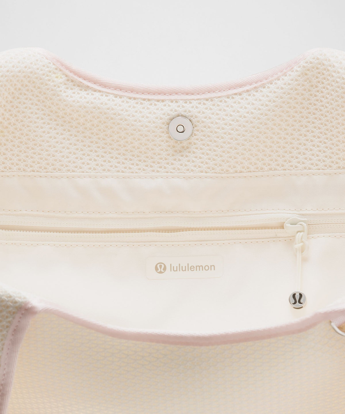 Coconut Ivory/Pink Pearl/Silver