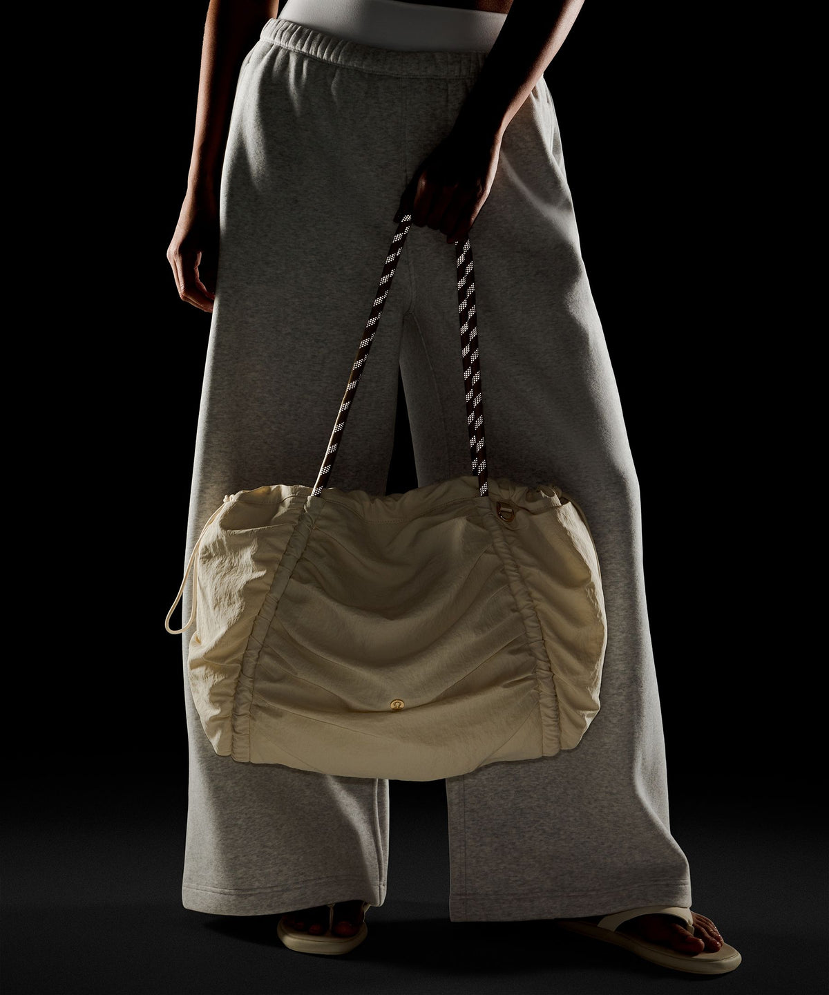 Light Ivory/Wacky Khaki/Gold